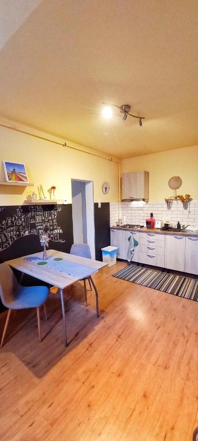 Marge'S Cosy Old Town Nest Διαμέρισμα Μπρασόβ Εξωτερικό φωτογραφία
